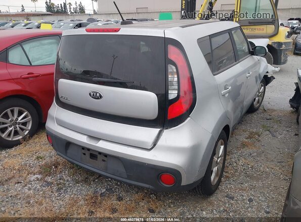 KNDJN2A2XH7466894 2017 KIA SOUL Серебряный Задняя правая четверть