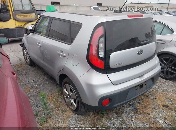 KNDJN2A2XH7466894 2017 KIA SOUL Серебряный Задняя левая четверть