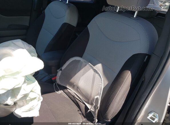 KNDJN2A2XH7466894 2017 KIA SOUL Серебряный Панорамный вид салона 360°