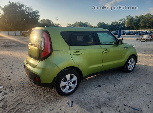 KNDJN2A2XH7887580 2017 KIA SOUL Green Trasero derecho
