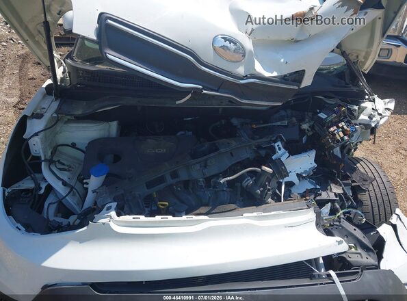 KNDJN2A2XK7912002 2019 KIA SOUL White Вид ззаду