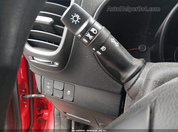 KNDJP3A50G7843256 2016 KIA SOUL Red 