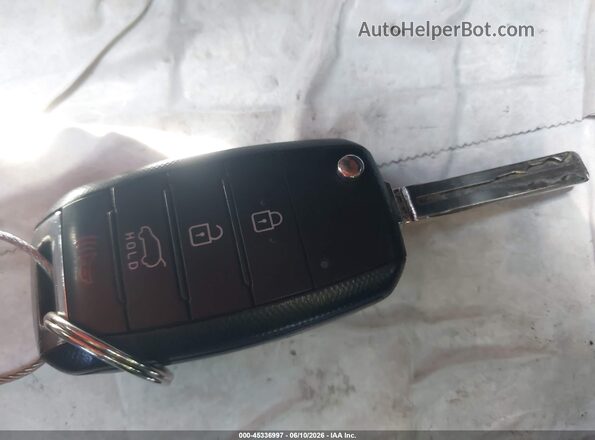 KNDJP3A55K7656331 2019 KIA SOUL Silver წინა პანელის ხედი