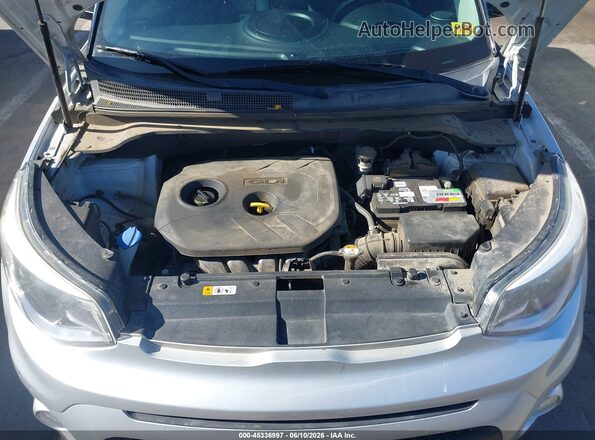KNDJP3A55K7656331 2019 KIA SOUL Silver უკანა ხედი
