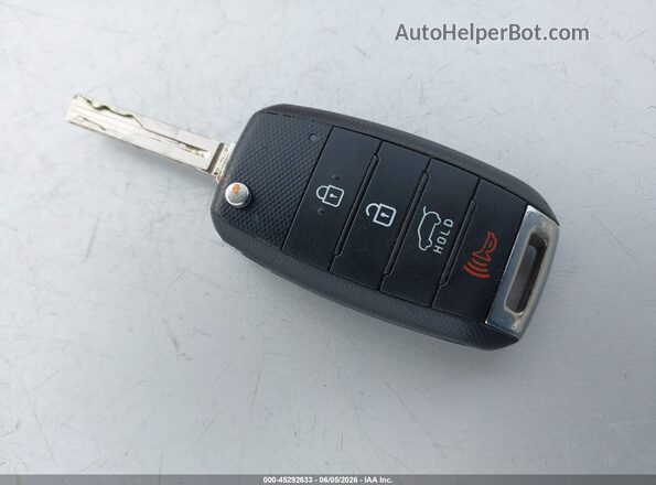 KNDJP3A57K7662437 2019 KIA SOUL Серебряный Вид панели приборов