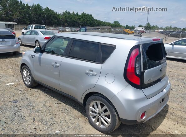 KNDJP3A59H7435775 2017 KIA SOUL Silver Trasero izquierdo