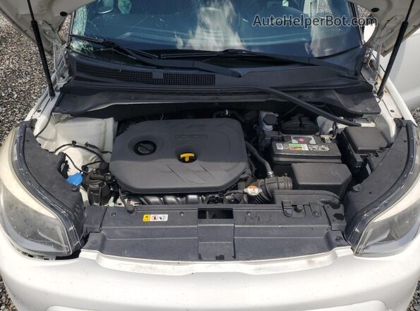 KNDJP3A5XG7401309 2016 KIA SOUL White 
