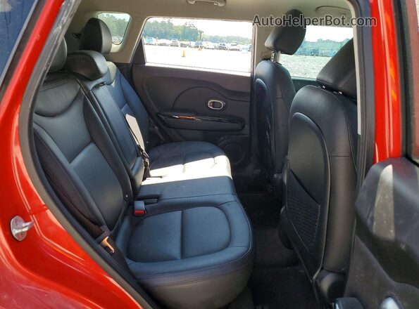 KNDJX3A5XG7828313 2016 KIA SOUL Red Вид задньої частини салону