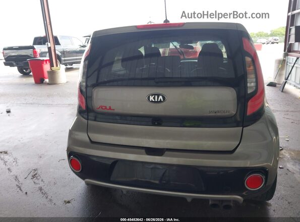 KNDJX3AA7H7470408 2017 KIA SOUL Gray 