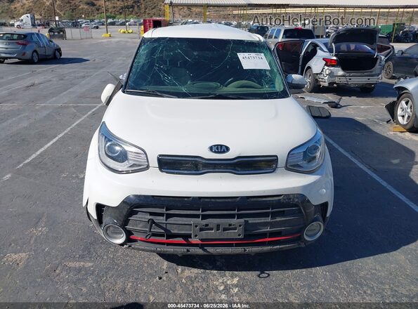 KNDJX3AAXK7699804 2019 KIA SOUL White Widok deski rozdzielczej