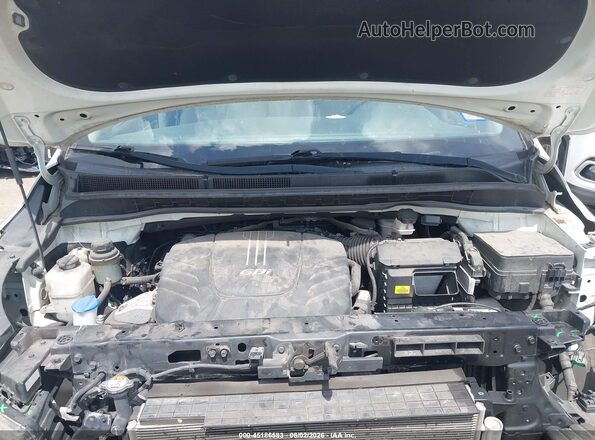 KNDMB5C10H6230854 2017 KIA SEDONA White Հետևի տեսք