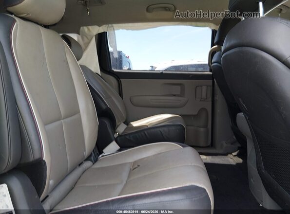 KNDMB5C10H6238923 2017 KIA SEDONA Blue VIN sticker view