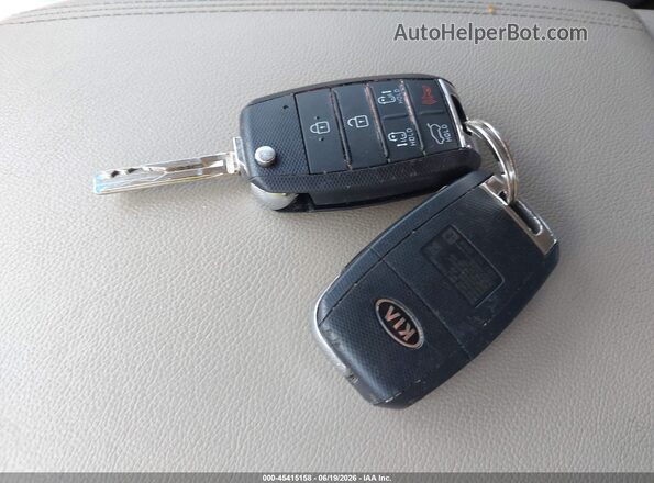 KNDMB5C10K6539375 2019 KIA SEDONA Dark Blue 