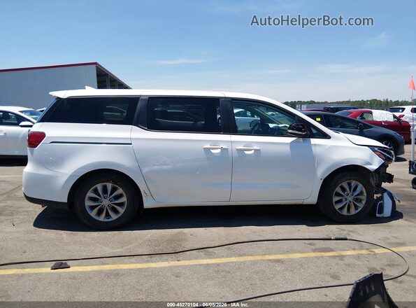 KNDMB5C10L6646086 2020 KIA SEDONA White უკანა სალონის ხედი