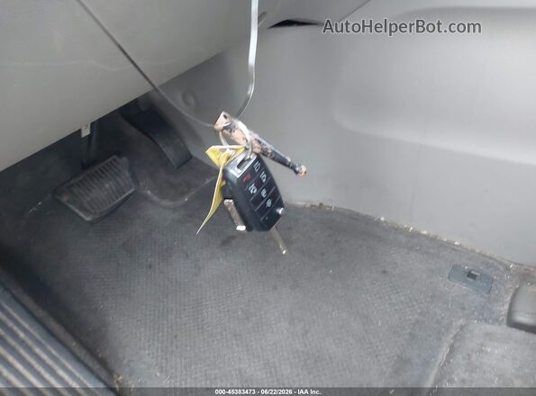 KNDMB5C11H6219880 2017 KIA SEDONA Gray Առջևի վահանակի տեսք