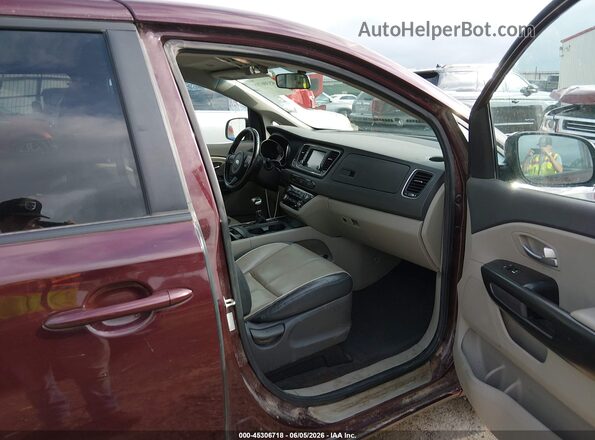 KNDMB5C11J6399934 2018 KIA SEDONA Burgundy Vista interior delantera