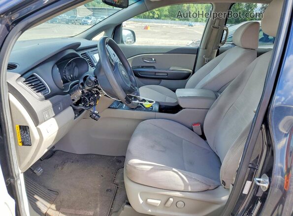 KNDMB5C12G6144377 2016 KIA SEDONA Blue Front interior view