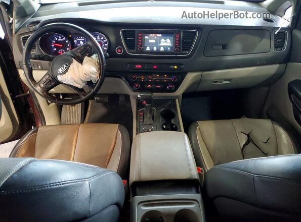 KNDMB5C12H6315422 2017 KIA SEDONA Burgundy Առջևի վահանակի տեսք
