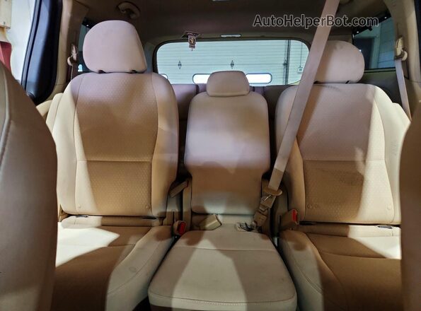 KNDMB5C13G6098414 2016 KIA SEDONA Beige უკანა სავარძლების ხედი