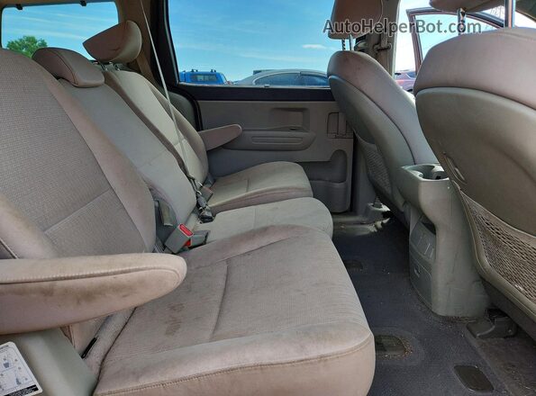 KNDMB5C14G6083260 2016 KIA SEDONA Burgundy Rear interior view