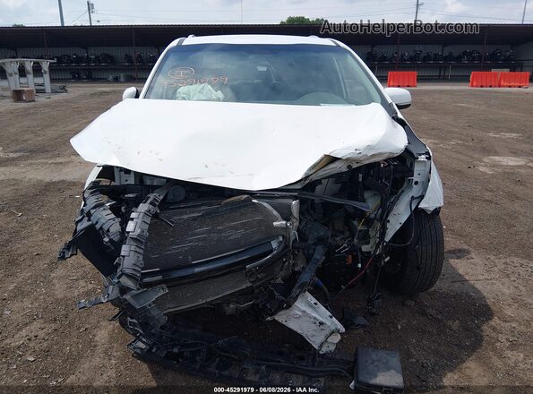 KNDMB5C14H6339723 2017 KIA SEDONA White Vista interior trasera
