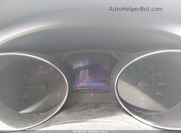 KNDMB5C14H6339723 2017 KIA SEDONA White Vista de los asientos traseros