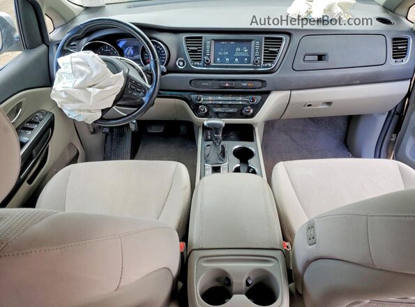 KNDMB5C14L6644292 2020 KIA SEDONA Silver Առջևի վահանակի տեսք