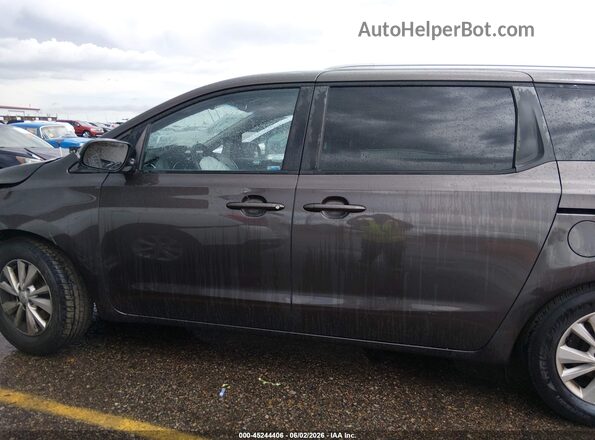 KNDMB5C15G6105024 2016 KIA SEDONA Brown 