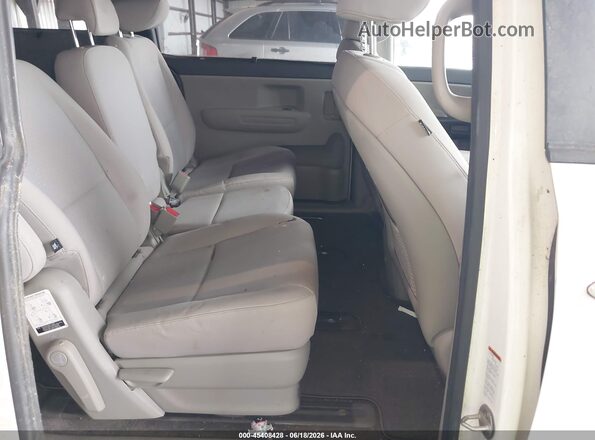 KNDMB5C15G6148617 2016 KIA SEDONA White 