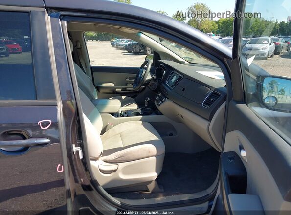 KNDMB5C15G6188860 2016 KIA SEDONA Dark Blue Вид салона спереди