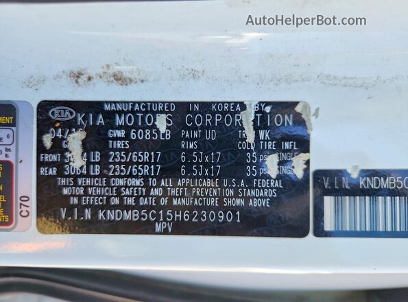 KNDMB5C15H6230901 2017 KIA SEDONA White 