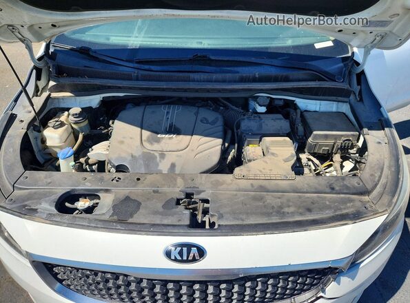 KNDMB5C15H6230901 2017 KIA SEDONA White 
