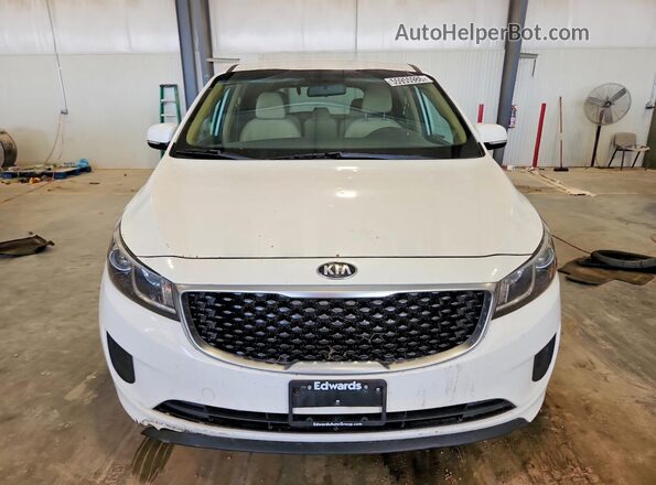 KNDMB5C15H6243907 2017 KIA SEDONA White Widok z przodu