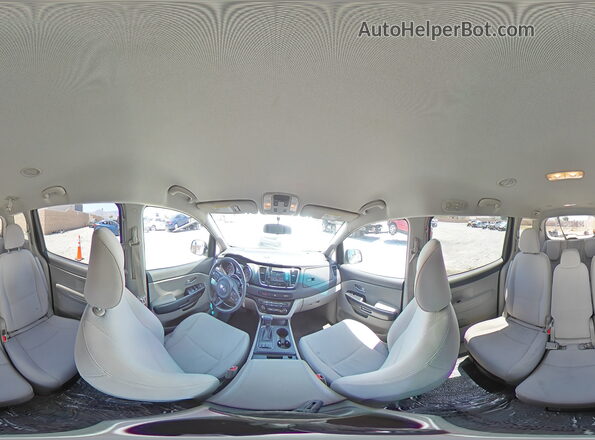 KNDMB5C15J6396616 2018 KIA SEDONA Silver 