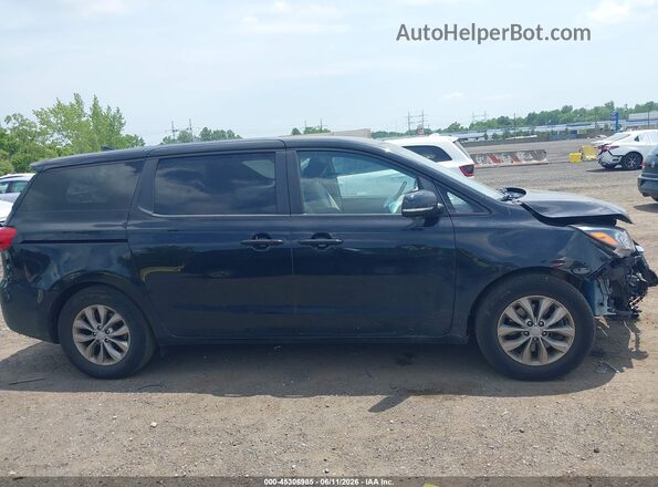 KNDMB5C15K6533488 2019 KIA SEDONA Black Rear interior view