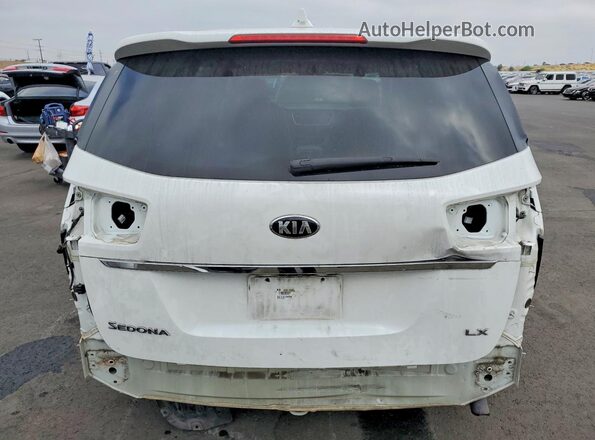 KNDMB5C15L6604836 2020 KIA SEDONA White Widok z tyłu