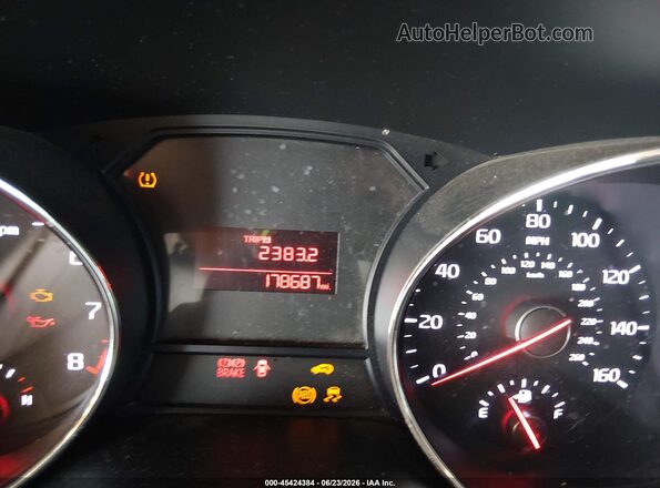KNDMB5C16G6150554 2016 KIA SEDONA Black Հետևի նստատեղերի տեսք