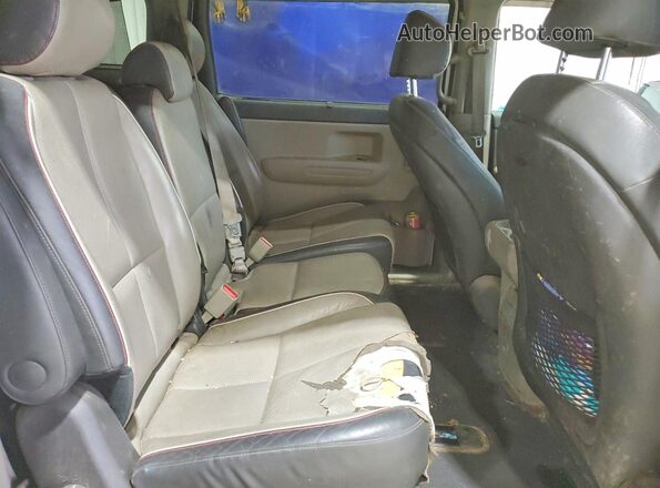 KNDMB5C16H6250753 2017 KIA SEDONA White Widok wnętrza z tyłu