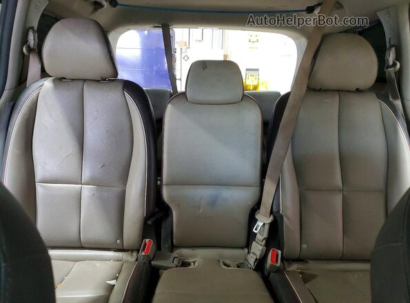 KNDMB5C16H6250753 2017 KIA SEDONA White Widok tylnych siedzeń
