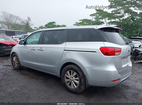 KNDMB5C16J6380232 2018 KIA SEDONA Silver 360 interior view