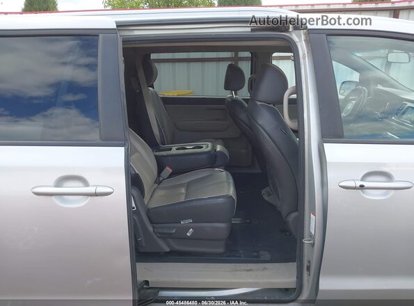 KNDMB5C16J6401838 2018 KIA SEDONA Silver Вид наклейки з VIN-кодом
