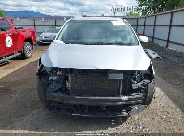KNDMB5C16J6401838 2018 KIA SEDONA Silver Вид задньої частини салону