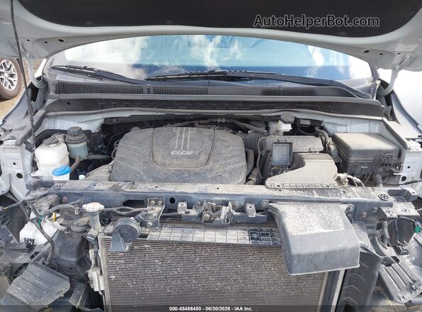 KNDMB5C16J6401838 2018 KIA SEDONA Silver Вид ззаду