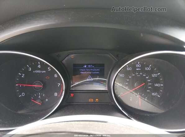 KNDMB5C16K6538764 2019 KIA SEDONA White Widok tylnych siedzeń
