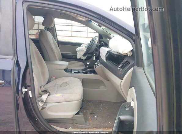 KNDMB5C16M6673777 2021 KIA SEDONA Blue Vista interior delantera