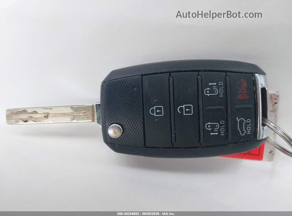 KNDMB5C16M6673777 2021 KIA SEDONA Blue Vista del salpicadero