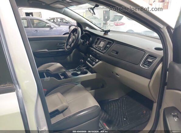 KNDMB5C17G6214763 2016 KIA SEDONA Серебряный 