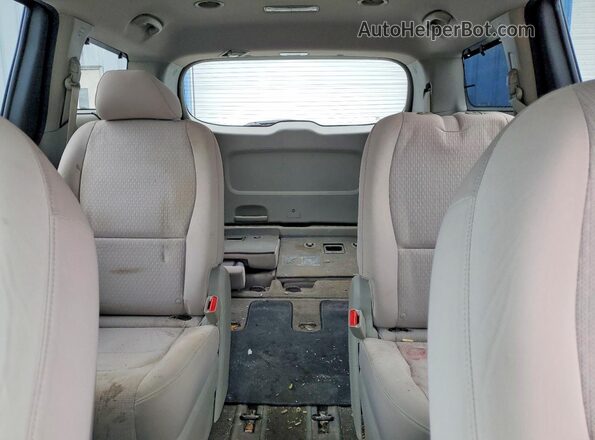 KNDMB5C17G6235287 2016 KIA SEDONA Maroon Հետևի նստատեղերի տեսք