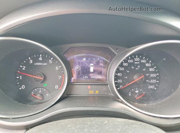 KNDMB5C17G6235287 2016 KIA SEDONA Maroon Սարքավորումների վահանակի տեսք