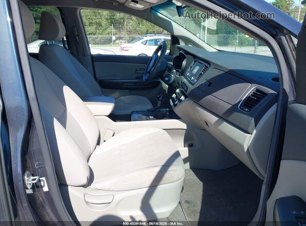 KNDMB5C18H6225367 2017 KIA SEDONA Blue 